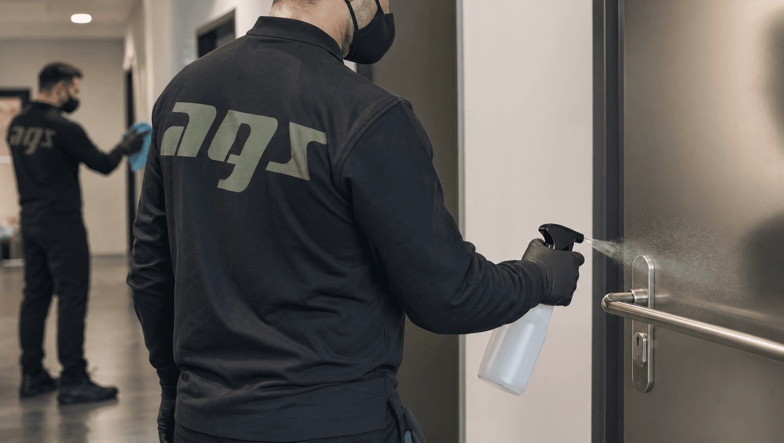 Spezialreinigung Schutzanzug